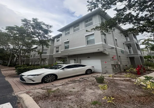 4th image of 3608 Shoma Dr, Royal Palm Beach, FL 33414 | MLS# B26050317