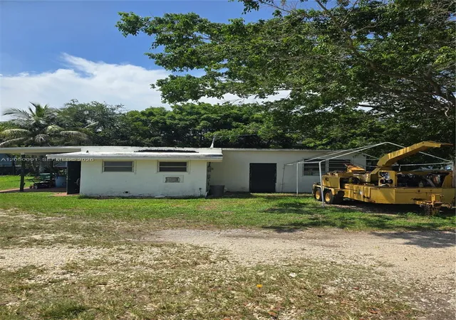 4th image of 18140 Sw 108Th Ave, Miami, FL 33157 | MLS# A12050691