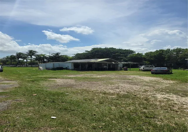 5th image of 18140 Sw 108Th Ave, Miami, FL 33157 | MLS# A12050691