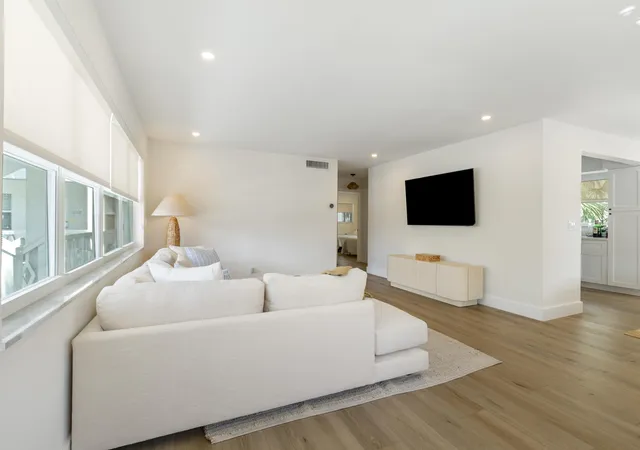 3rd image of 419 Golden Isles Dr #210, Hallandale Beach, FL 33009 | MLS# B26050363
