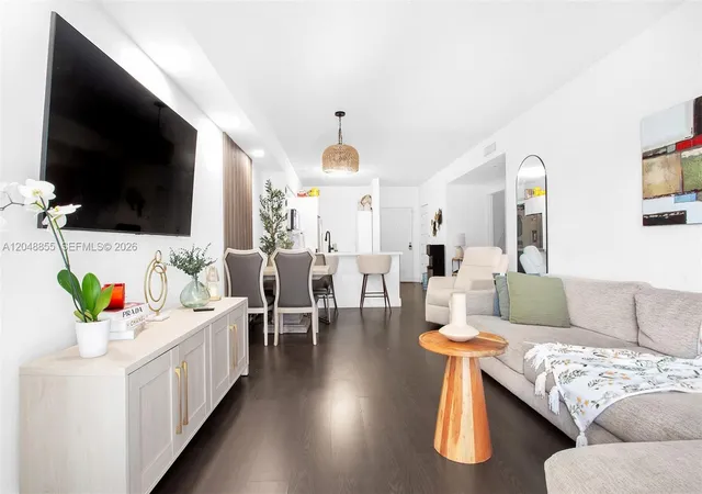 4th image of 5091 Nw 7Th St, Miami, FL 33126