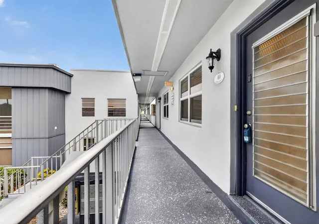 Homes for sale in Delray Beach, FL | 40 Burgundy A, Delray Beach, FL 33484 | MLS# B26050398