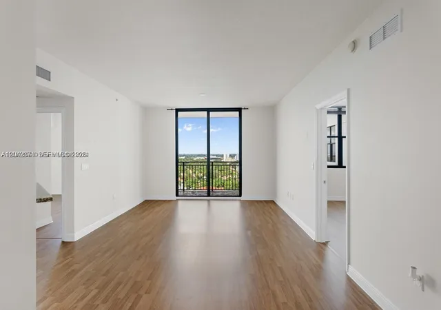 4th image of 888 S Douglas Rd #1405, Coral Gables, FL 33134 | MLS# A12042374