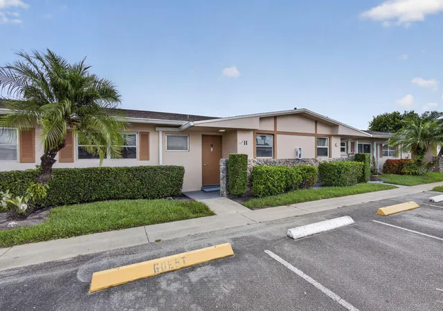 Photo 3 of Single family home for sale at 2703 Dudley Dr W #H, West Palm Beach, FL 33415 | MLS# B26050455 | Listing updated on 2026-10-09