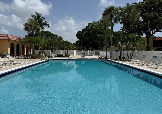 Homes for sale in Boca Raton, FL | 900 Sw 9th Street Cir #103, Boca Raton, FL 33486 | MLS# A12050550