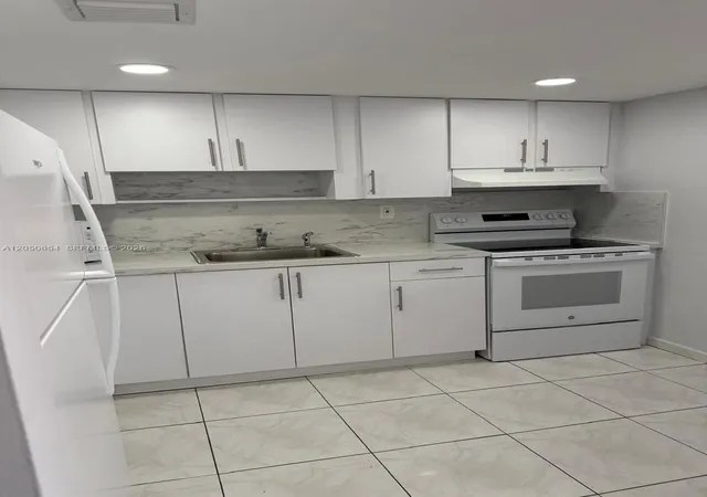 3rd image of 1855 W 60Th St #346B, Hialeah, FL 33012 | MLS# A12050654