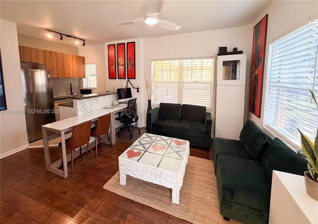 2nd image of 1255 Pennsylvania Ave, Miami Beach, FL 33139