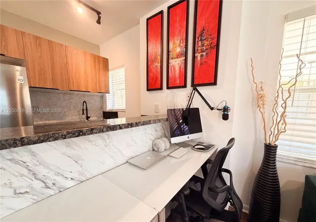 4th image of 1255 Pennsylvania Ave, Miami Beach, FL 33139