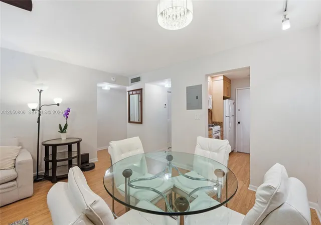 5th image of 1205 Mariposa Ave #403, Coral Gables, FL 33146 | MLS# A12050806
