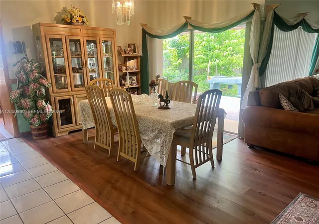 4th image of 25935 Sw 123Rd Ave, Homestead, FL 33032 | MLS# A12050890