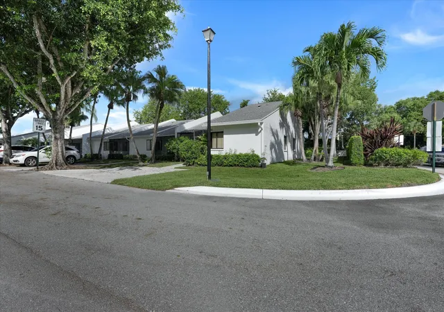 Photo 3 of Single family home for sale at 100 Sunshine Blvd, Royal Palm Beach, FL 33411 | MLS# B26050552 | Listing updated on 2026-09-23