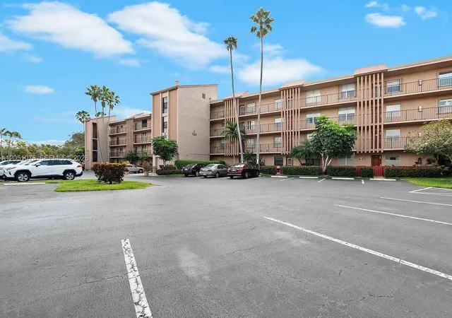 1st image of 7220 Lake Cir Dr #301, Margate, FL 33063 | MLS# A12051076