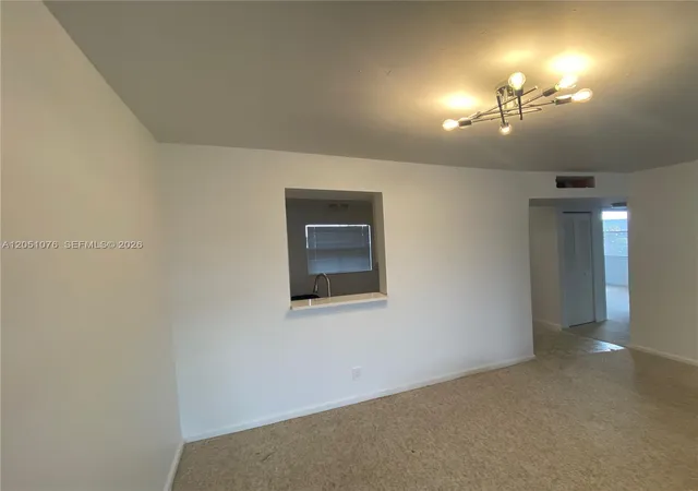 5th image of 7220 Lake Cir Dr #301, Margate, FL 33063 | MLS# A12051076