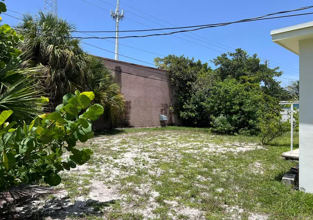 5th image of 816 24Th Ave N, Lake Worth Beach, FL 33460 | MLS# B26050672