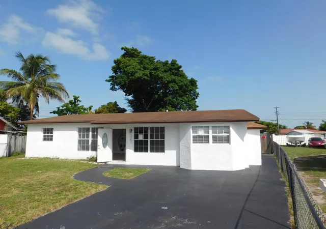 4th image of 2251 Nw 29Th Ter, Fort Lauderdale, FL 33311 | MLS# B26050694
