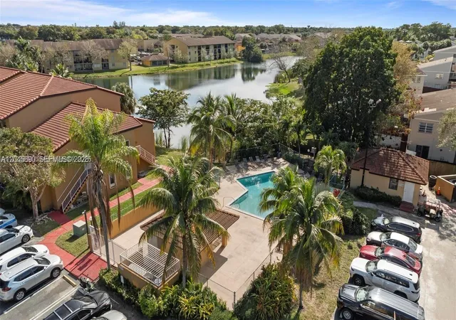 Homes for sale in Miami, FL | 15600 Sw 80th Street, Miami, FL 33193 | Houzeo