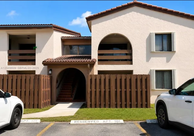 Homes for sale in Miami, FL | 8999 Sw 123rd Ct #103, Miami, FL 33186 | MLS# A12049609
