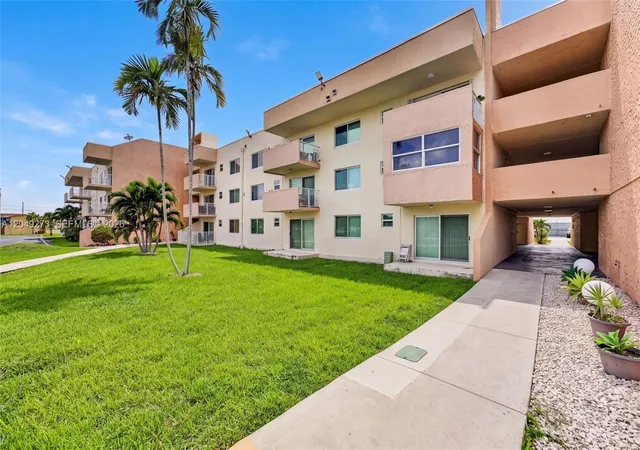 2nd image of 10300 Coral Wy, Miami, FL 33165