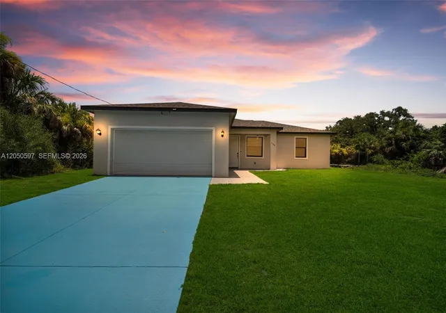 3rd image of 1109 N Hilton Cir, Labelle, FL 33935 | MLS# A12050597