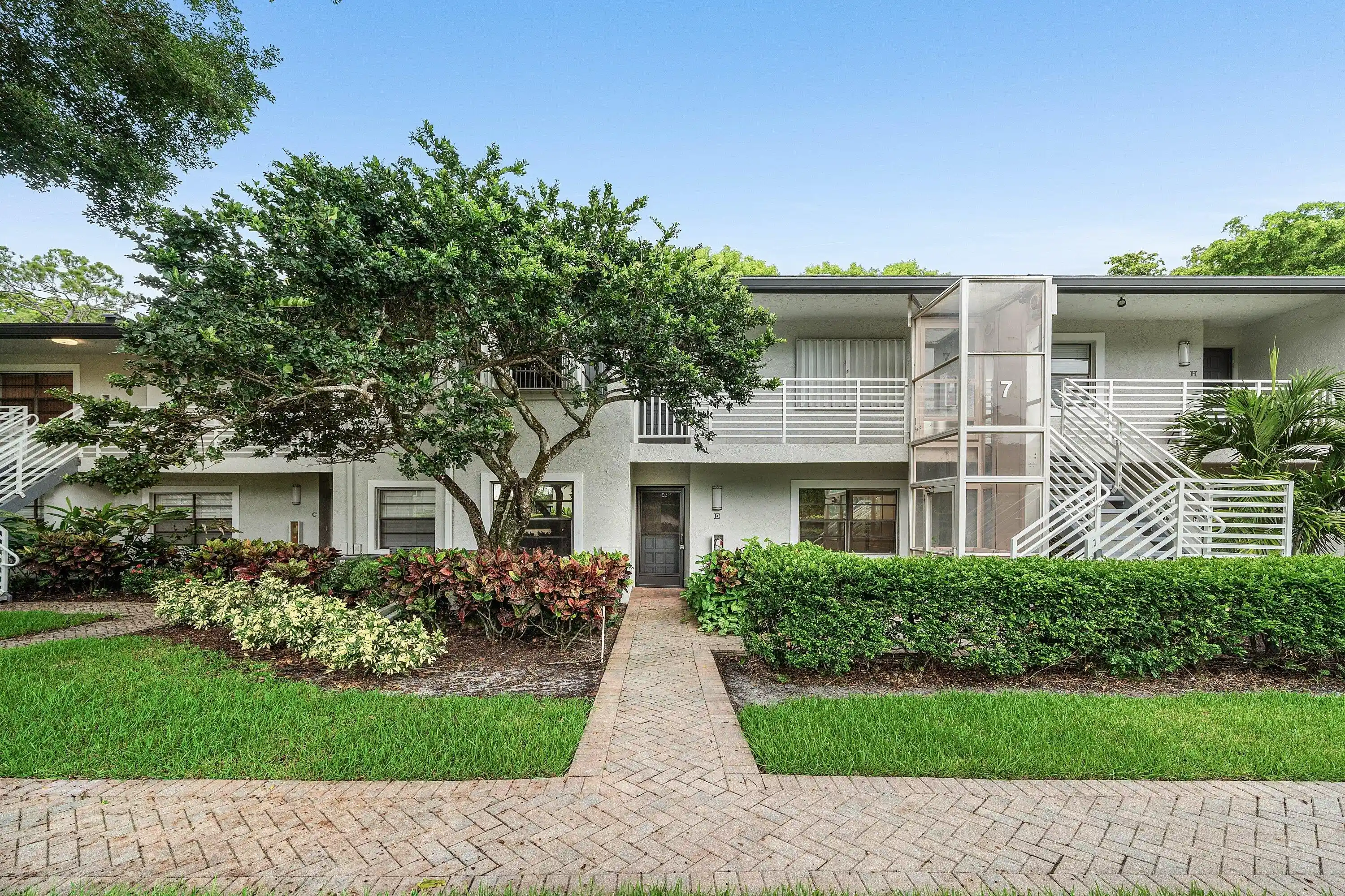 Photo 1 of Condo for sale at 7 Southport Ln #F, Boynton Beach, FL 33436 | MLS# B26050835 | Listing updated on 2026-10-27