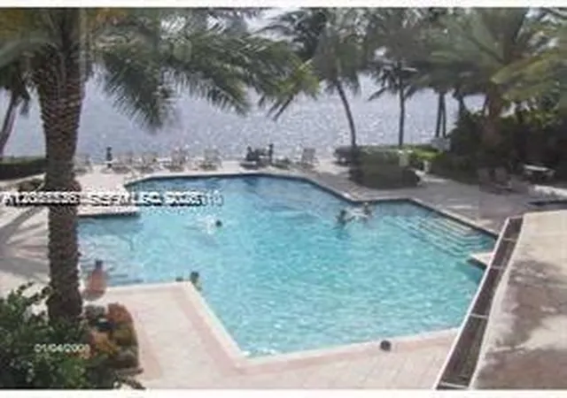 3rd image of 3245 Ne 184Th St #13111, Aventura, FL 33160 | MLS# A12051536