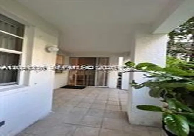 2nd image of 3245 NE 184th St, Aventura, FL 33160