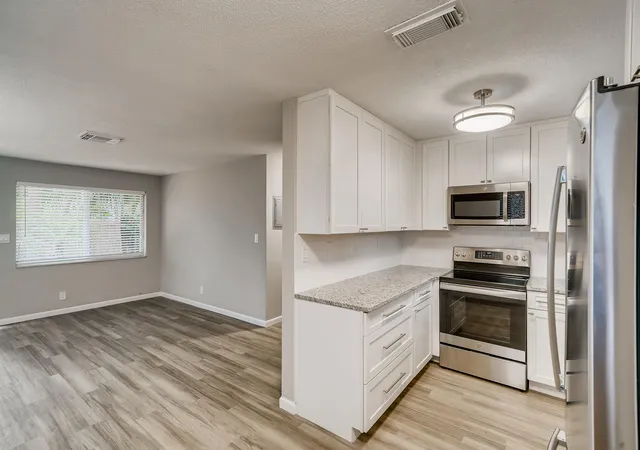 Homes for sale in Fort Lauderdale, FL | 1720 Ne 8th Ave, Fort Lauderdale, FL 33305 | MLS# B26050933