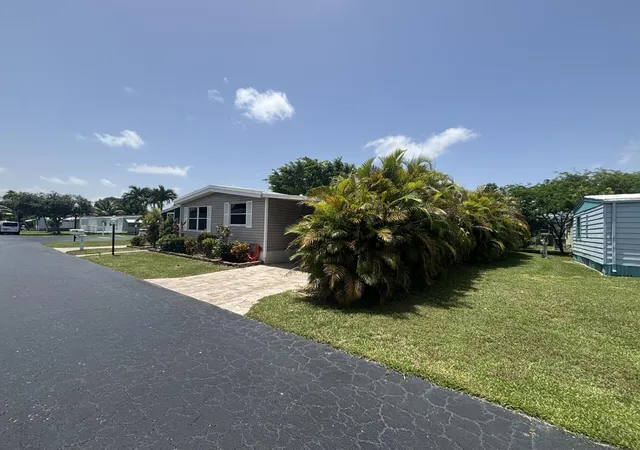 4th image of 6700 Nw 45Th Ave #S-7, Coconut Creek, FL 33073 | MLS# B26050968