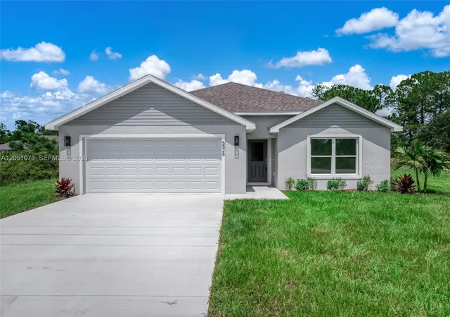 2nd image of 5526 Cortez Blvd, Sebring, FL 33872 | MLS# A12051073