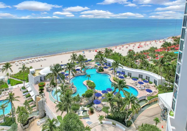 Photo 2 of Condo for sale at 18001 Collins Ave #2609, Sunny Isles Beach, FL 33160 | MLS# B26051031 | Listing updated on 2026-10-09