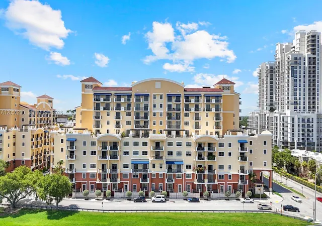 3rd image of 8390 Sw 72Nd Ave #702, Miami, FL 33143 | MLS# A12051230