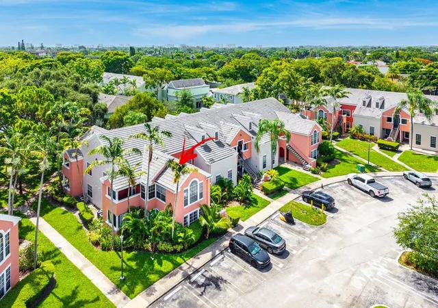 Homes for sale in Delray Beach, FL | 1345 Crystal Wy #B, Delray Beach, FL 33444 | MLS# B26051148