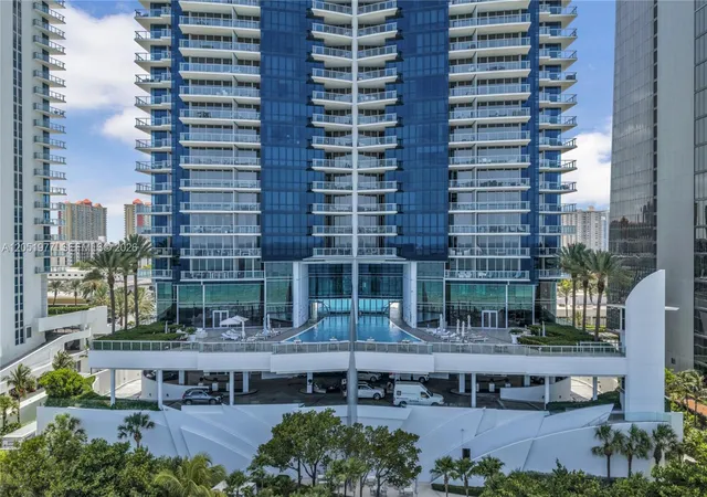Photo 3 of Condo for sale at 17121 Collins Ave #4205, Sunny Isles Beach, FL 33160 | MLS# A12051977 | Listing updated on 2026-10-30