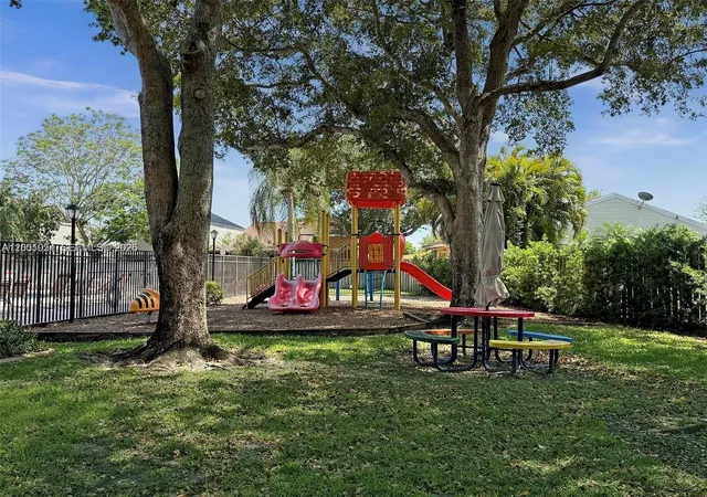 2nd image of 15701 W Waterside Cir, Sunrise, FL 33326