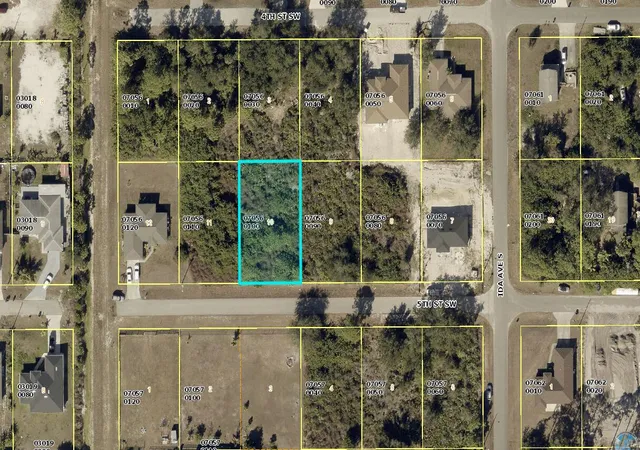 Homes for sale in Lehigh Acres, FL | 2906 5th St, Lehigh Acres, FL 33976 | MLS# B26051267
