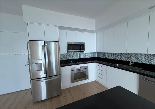 Photo 3 of Condo for sale at 92 SW 3rd Street #5012, Miami, FL 33130 | MLS# A12051982 | Listing updated on 2026-10-29
