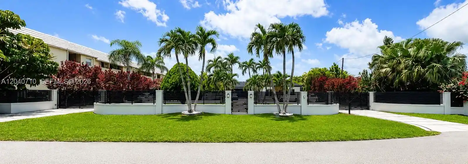 Single family home for sale at 6940 SW 89th Court, Miami, FL 33173 | MLS# A12040710