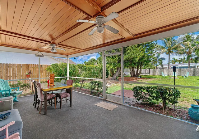 Photo 4 of Single family home for sale at 348 Sandpiper Ave, Royal Palm Beach, FL 33411 | MLS# B26051478 | Listing updated on 2026-09-23
