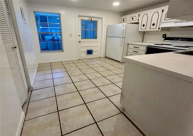5th image of 3777 Nw 78Th Ave #10B, Davie, FL 33024 | MLS# A12052269