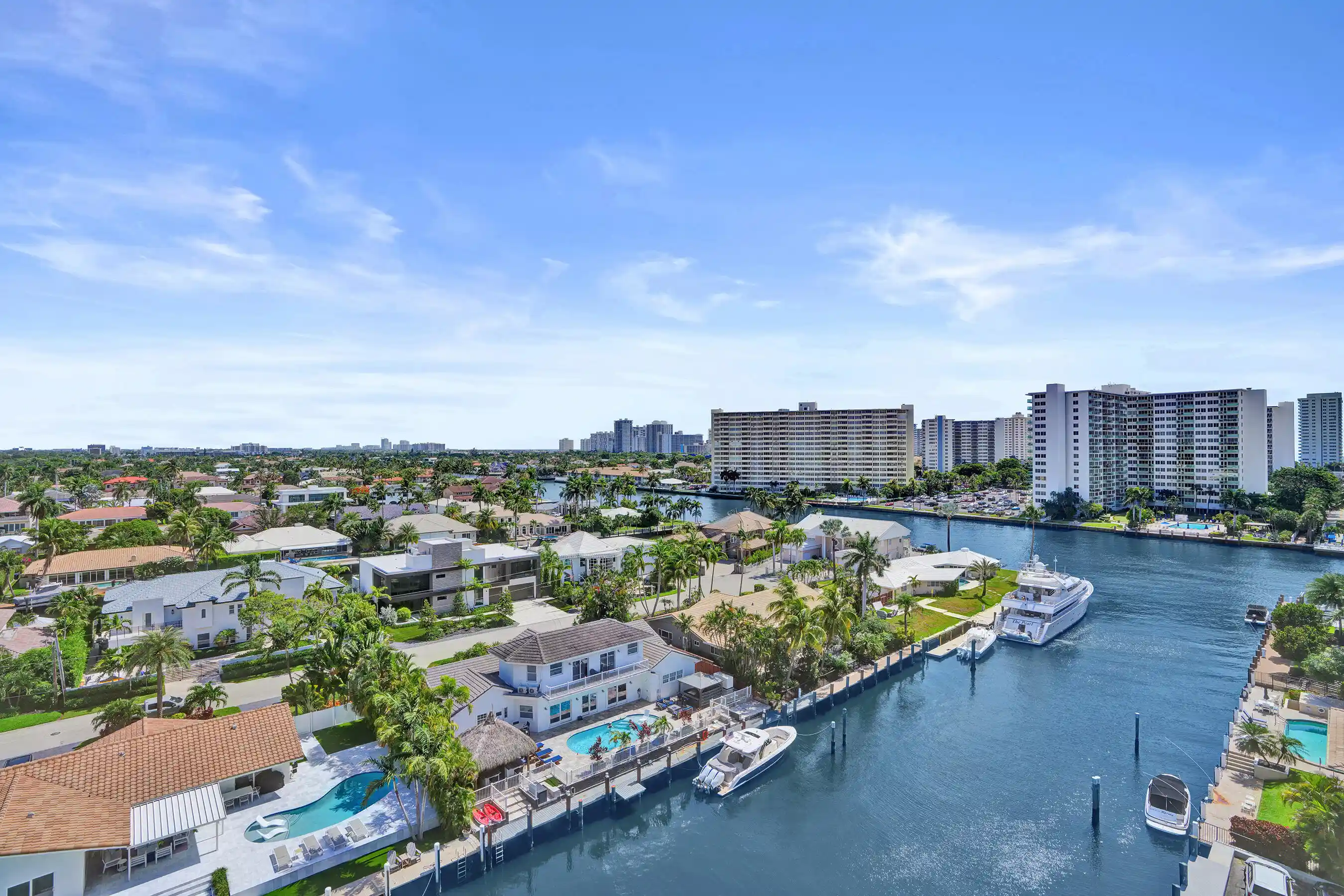 Listing Photo 1 - Condo for sale in 2881 Ne 33Rd Ct located at 2881 Ne 33Rd Ct, North Lauderdale, FL 33306 - Unit #10b