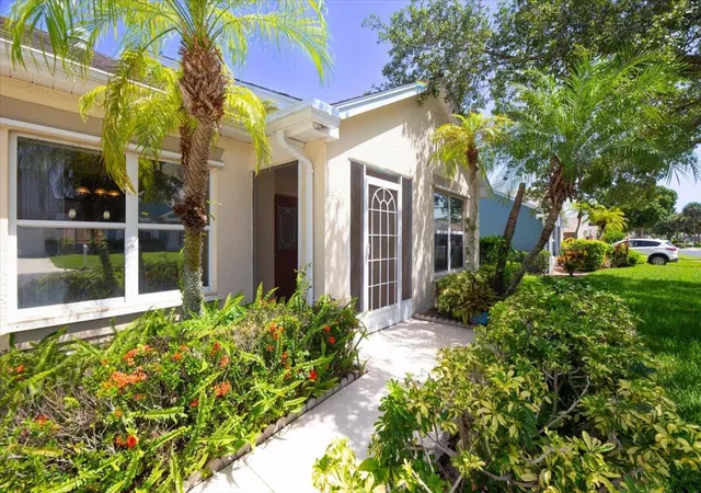 5th image of 1065 Nw Tuscany Dr, Port St Lucie, FL 34986 | MLS# B26051522