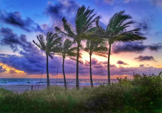 Homes for sale in Fort Lauderdale, FL | 4100 Galt Ocean Drive, Fort Lauderdale, FL 33308 | Houzeo