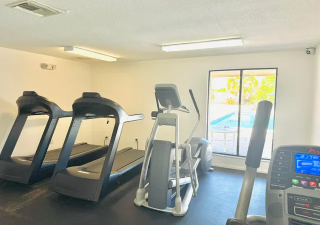 2nd image of 4164 Inverrary Dr, Lauderhill, FL 33319