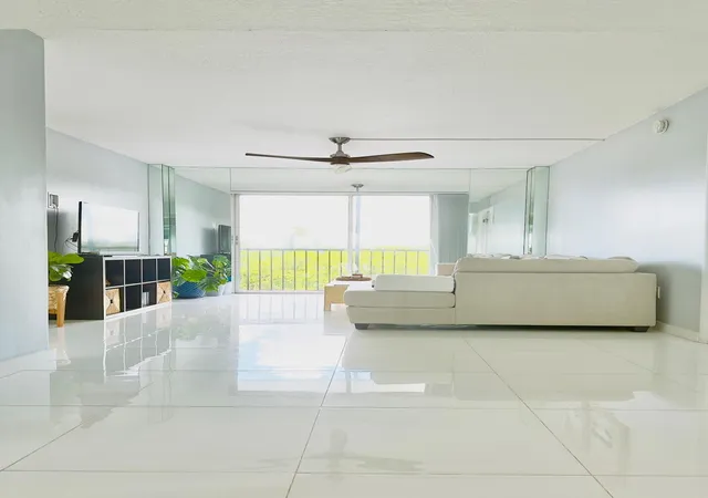 2nd image of 4164 Inverrary Dr #404, Lauderhill, FL 33319 | MLS# B26051581