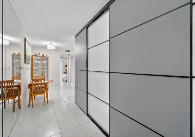 4th image of 8851 Sunrise Lakes Blvd #116, Sunrise, FL 33322 | MLS# A12052481