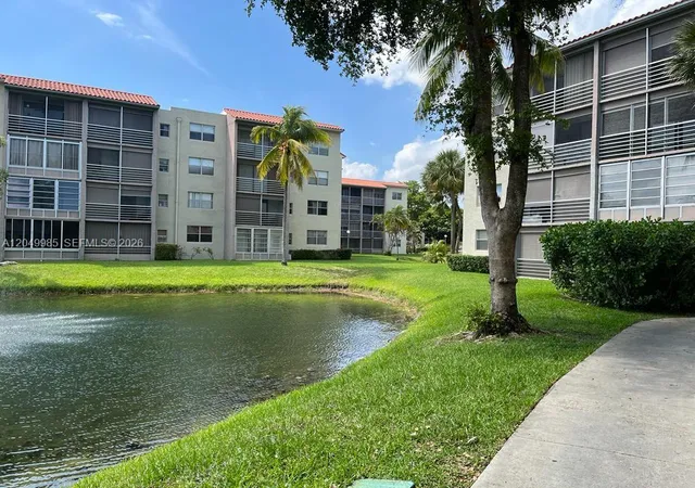 2nd image of 1830 Sw 81St Ave #4204, Pompano Beach, FL 33068 | MLS# A12049985