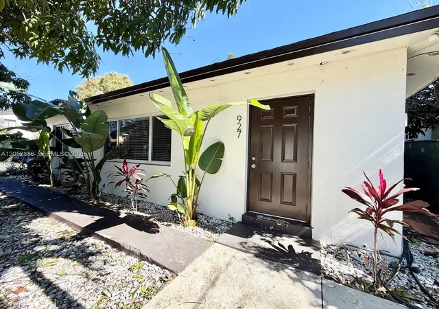 2nd image of 929 Sw 12th Ave, Miami, FL 33130 | MLS# A12052808