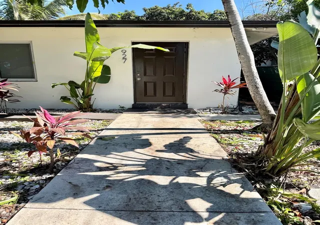 4th image of 929 Sw 12Th Ave, Miami, FL 33130 | MLS# A12052808