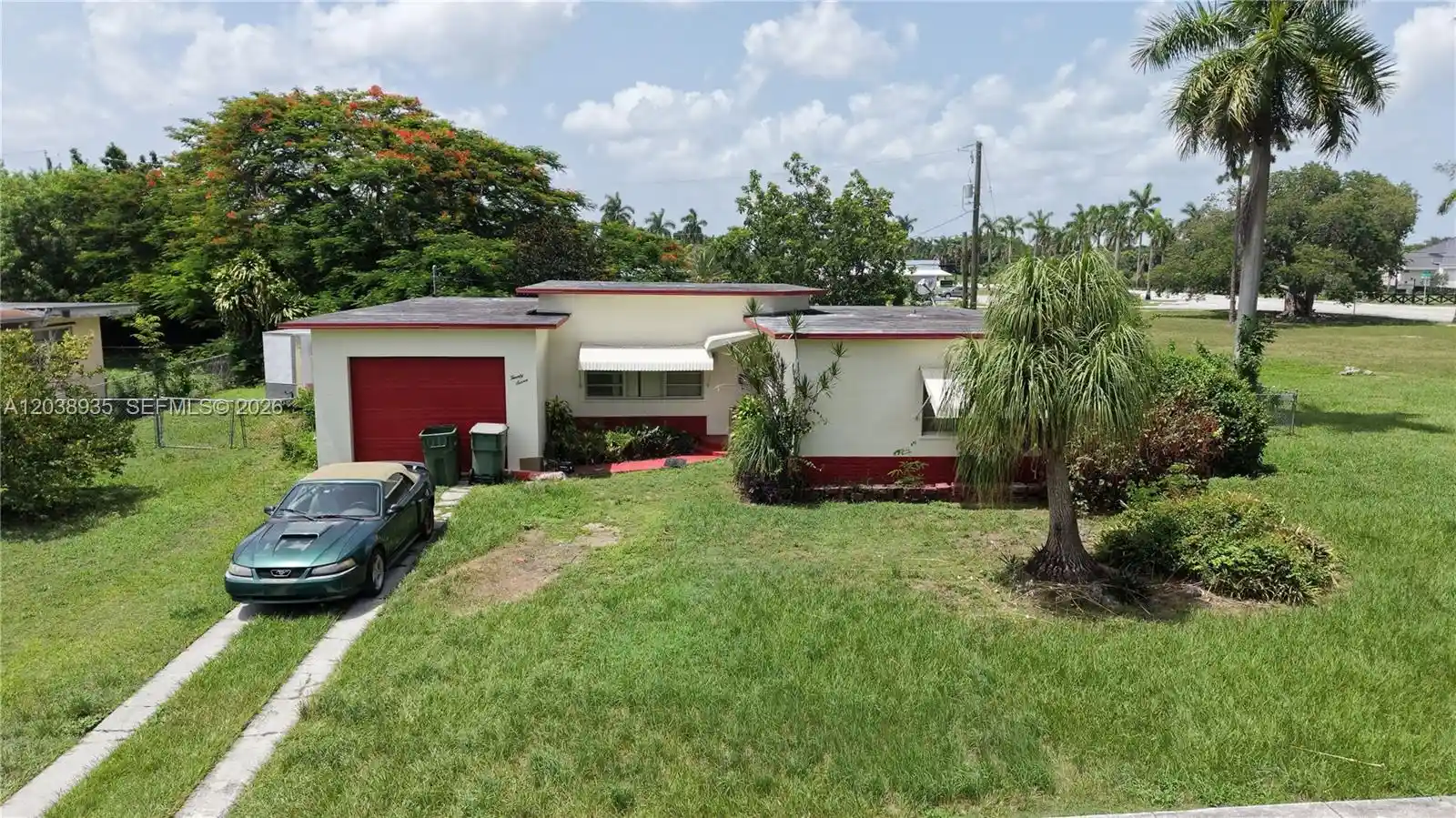 Photo 1 of Single family home for sale at 27 Nw 18th Street, Homestead, FL 33030 | MLS# A12038935 | Listing updated on 2026-10-22