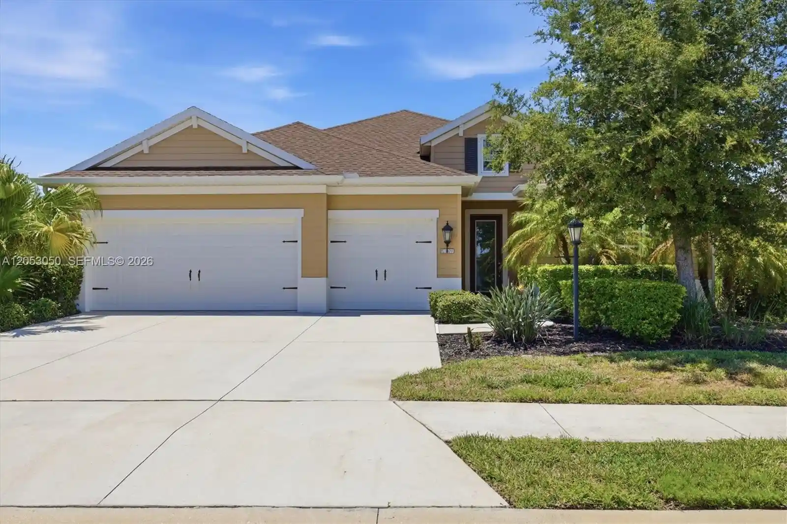 Photo 1 of Single family home for sale at 1109 Thornbury Dr, Parrish, FL 34219 | MLS# A12053050 | Listing updated on 2026-10-28